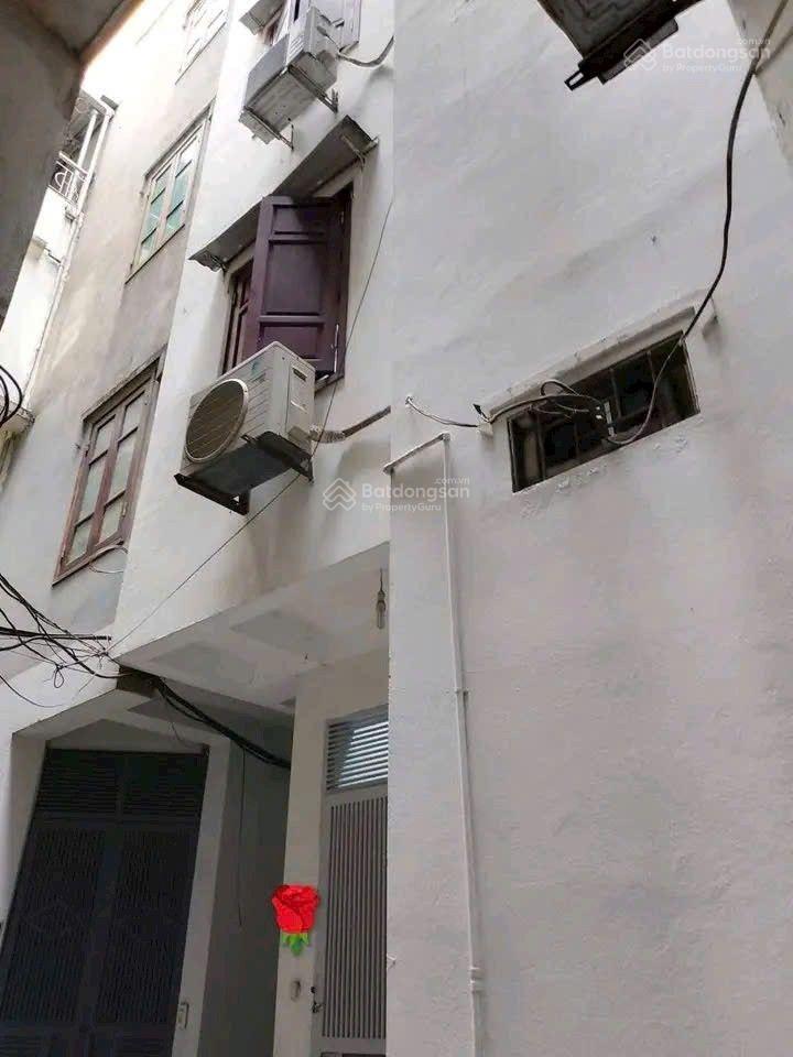 Hiếm. lõi ba đình chỉ 3,6 tỷ. sổ riêng hoàn toàn. nhà riêng 5 tầng ngõ 409 kim mã đầy đủ công năng.