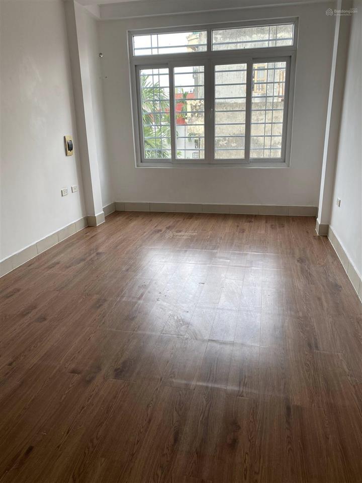 Nhà tôn đức thắng, văn miếu đống đa, 20/23m2, công năng 5 tầng, sổ đỏ riêng, cách ô tô 10m, 4,9 tỷ