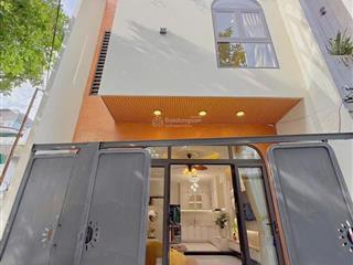 Bán gấp nhà võ oanh, 45m2  full 2 tỷ 550  sổ hồng riêng  gần ngã tư giao ung văn khiêm