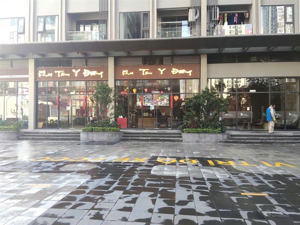 Thuê shop chân đế khu đô thị vinhomes smart city 150000 cư dân diện tích 57,6m2 giá thuê 40 triệu