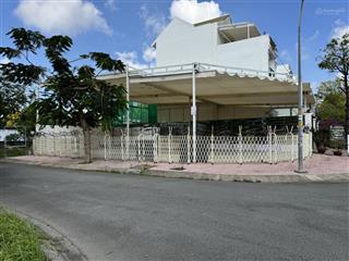 Bán nền góc vip bo 51 (số nhà 39) đường số 7, kdc conic