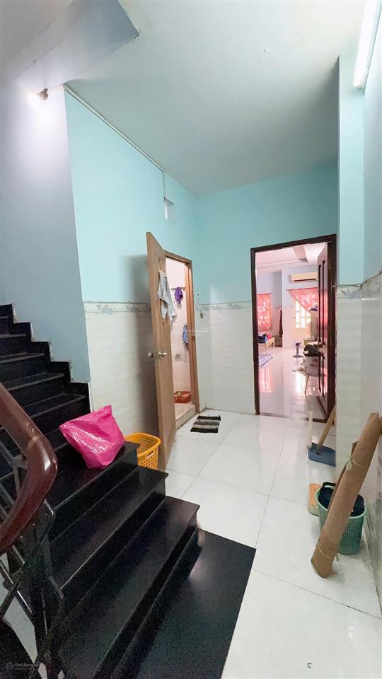 Bán nhà nguyễn thế truyện, p. tân sơn nhì, tân phú, 60m2, 1 trệt 2 lầu, đường 8m, tiện kinh doanh