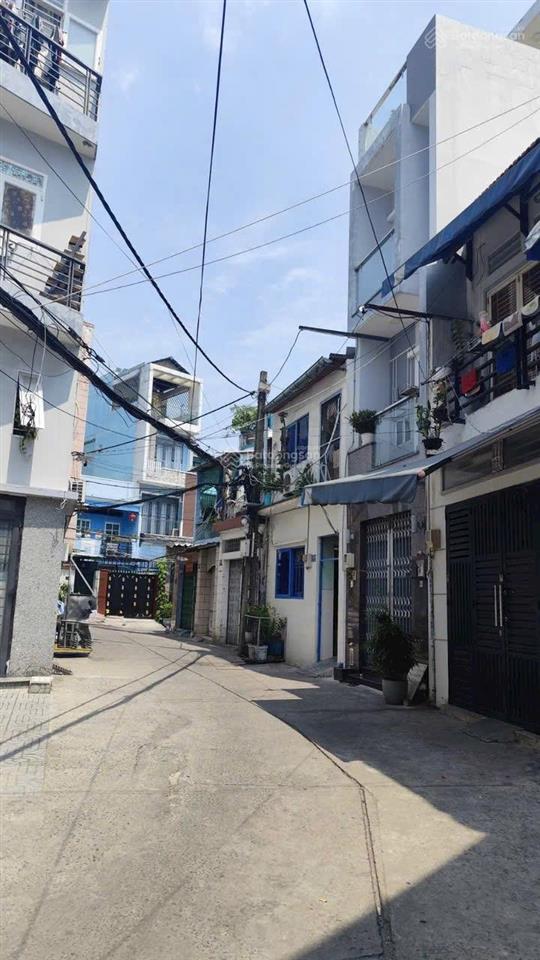 Ngay vòng xoay lê đại hành, hẻm bình thới quận 11. dt 3,5x15m