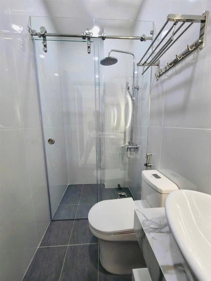 Hxh cách mt 30 mét  lương thế vinh, tân phú. nhà 4 tầng. giảm còn 7,7 tỷ