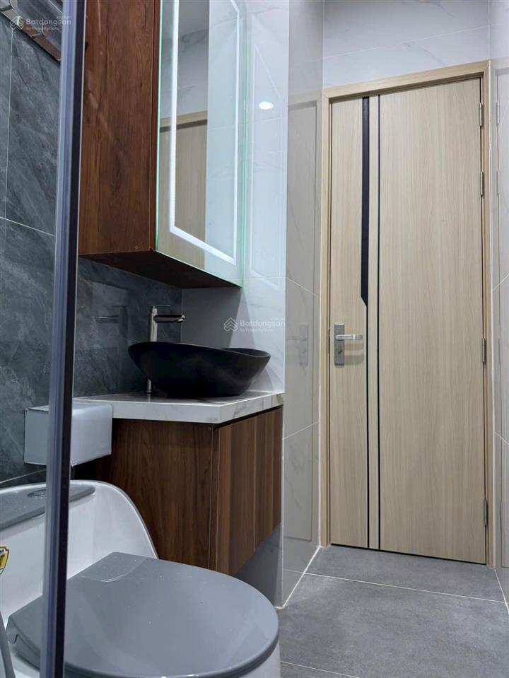 Hxh 7m  nhà 2 tầng nguyễn văn yến, tân phú. dt 4.05x15.7m.
