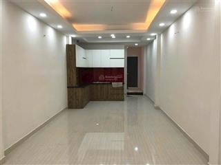 Nhà 2 tầng hẻm 5m cách mạng tháng 8, p. tân sơn nhất, tân bình.