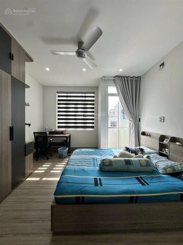 Nhà 4 tầng. hẻm xe hơi đường huỳnh thiện lộc, tân phú.