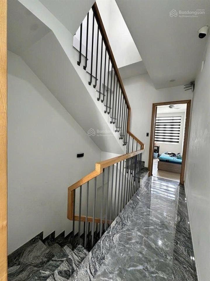 Nhà 4 tầng. hẻm xe hơi đường huỳnh thiện lộc, tân phú.