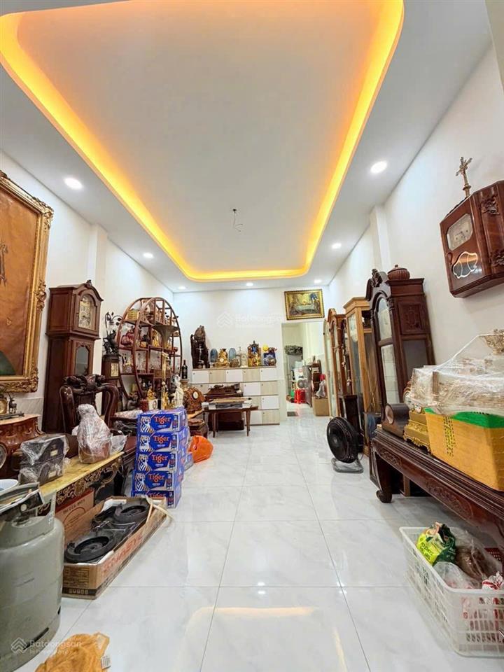Nhà 2 tầng  đất thánh, tân hòa, tân bình.