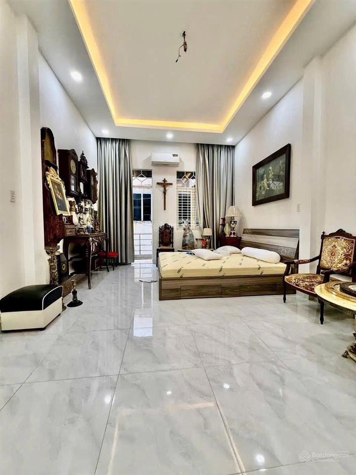 Nhà 2 tầng  đất thánh, tân hòa, tân bình.