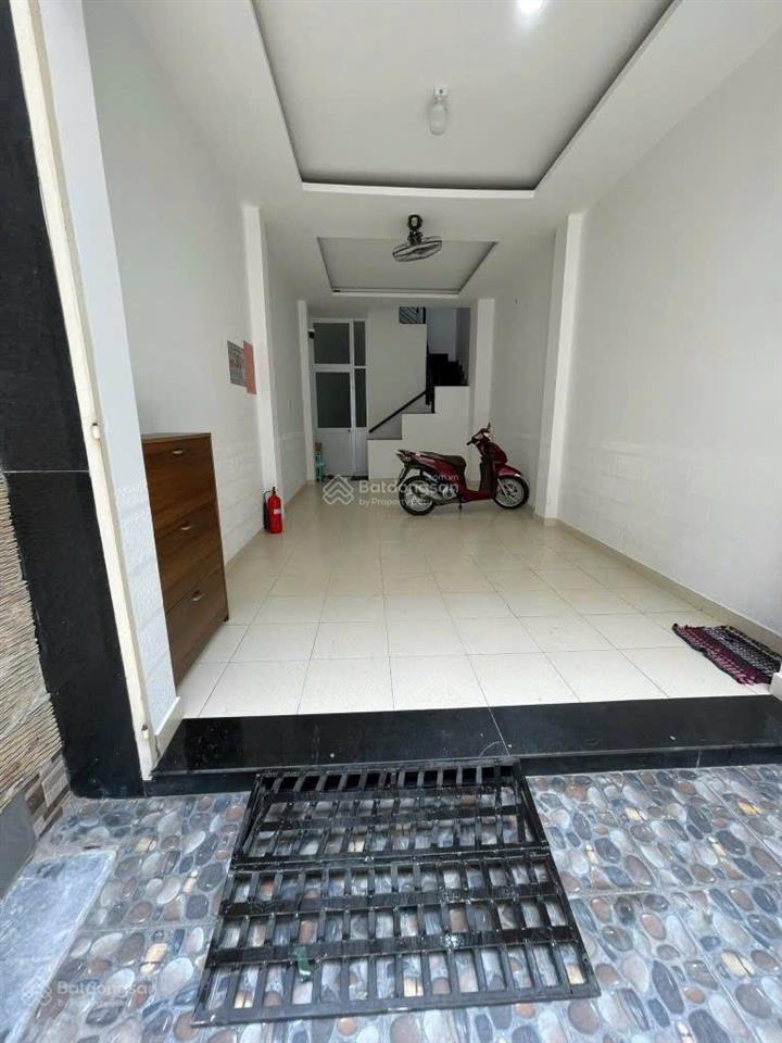 Nhà 4 tầng  lê văn sỹ, p. phú nhuận. dt 3.5x15.8m. (8pn8wc). giá 8.79 tỷ (tl)