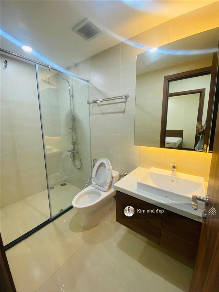 Cần bán gấp chung cư golden pack phạm văn bạch, cầu giấy 86m 2n2w full đồ 8,x tỷ sổ đỏ lâu dài