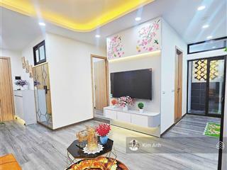 Chính chủ cần bán chung cư a6c nam trung yêncầu giấy 55m2 2n2w sổ đỏ 4,x tỷ full nt đồ mới xịn