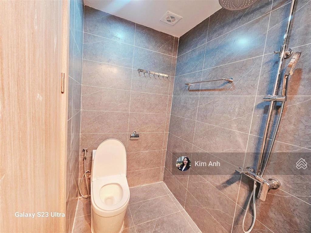 Chính chủ bán chung cư a6c 2pn 2vs nổi bật cầu giấy 55m sổ đỏ nhỉnh 3 tỷ nhà đẹp full đồ ở ngay