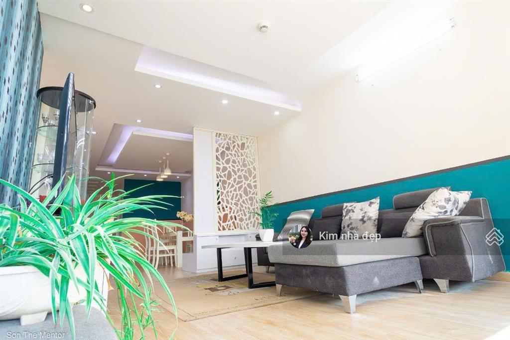 Cần tiền bán gấp chung cư thăng long number one cầu giấy, 119m2 3n2w nhà đẹp full đồ, 9,6 tỷ ở ngay