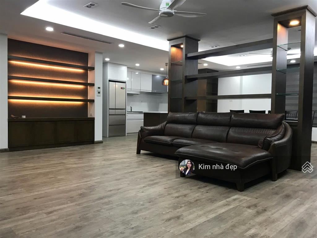 Chính chủ gửi bán e4 yên hòa park view cầu giấy 182m 4 ngủ sổ đỏ lâu dài 22 tỷ còn bớt 0915 394 ***