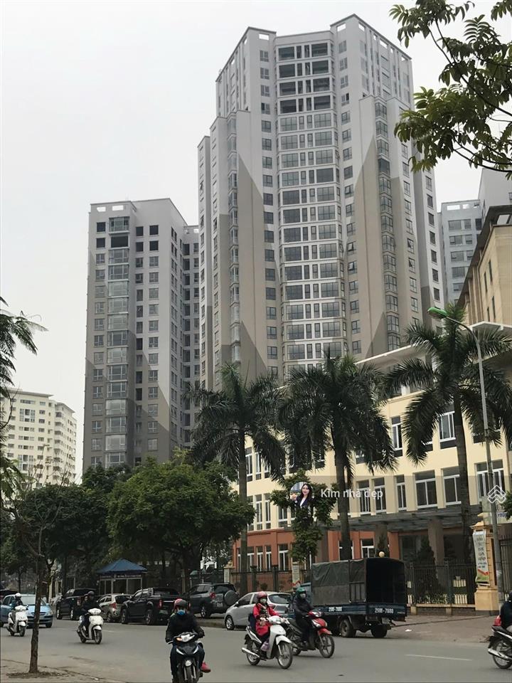 Chính chủ gửi bán e4 yên hòa park view cầu giấy 182m 4 ngủ sổ đỏ lâu dài 22 tỷ còn bớt 0915 394 ***