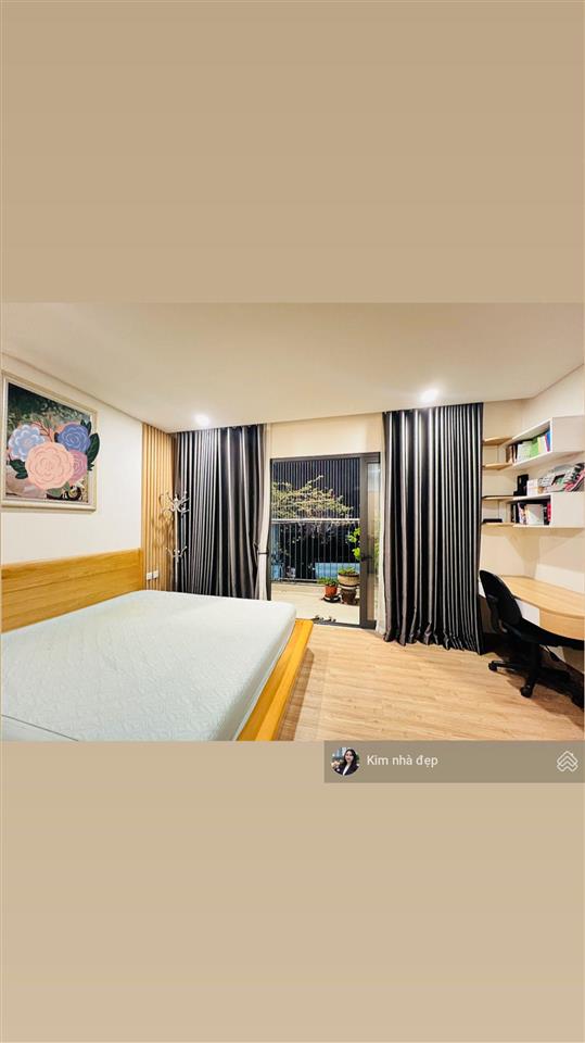 Cần tiền bán gấp 4 ngủ e4 yên hòa park view vũ phạm hàm 20 tỷ full đồ sổ đỏ lâu dài 0915 394 *** kim