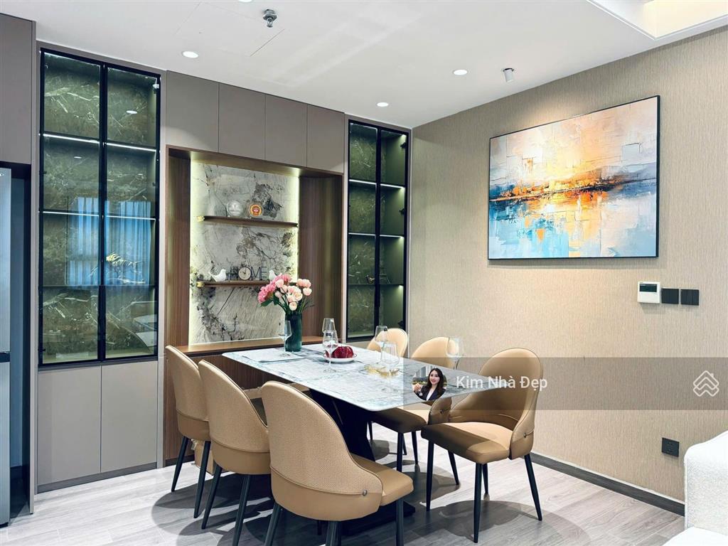 Cần tiền bán gấp căn chung cư 219 trung kính cantral field cầu giấy 74m2 2n2w sổ đỏ lâu dài 7,1 tỷ