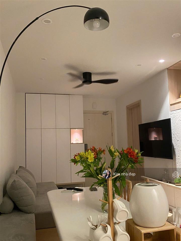 Cần tiền bán gấp chung cư b6a nam trung yên cầu giấy 60m² 2n2w full nội thất xịn xò 5,3 tỷ sổ đỏ