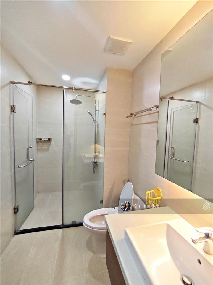 Bán gấp ch chung cư vinata tower cầu giấy 87m 3n2w sổ đỏ lâu dài 8,25 tỷ full nội thất 0915 394 ***