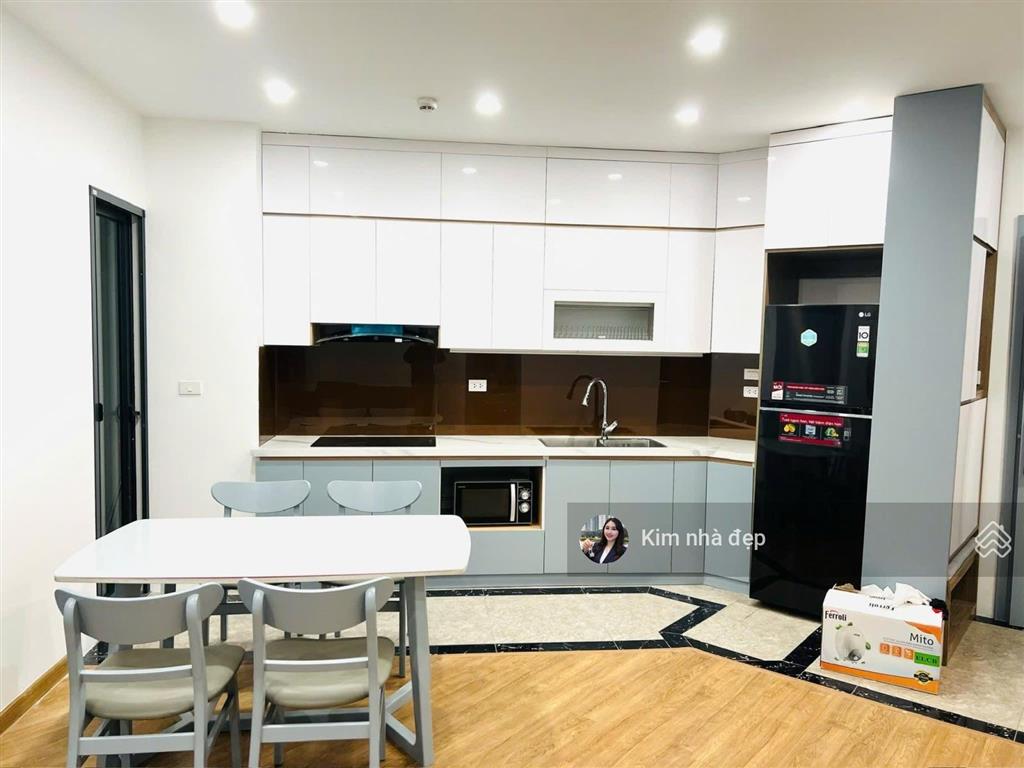 Cần tiền bán gấp giảm sốc chung cư ct8 the emerald mỹ đình 76m 2n2w nhà đẹp full đồ còn nhỉnh 6 tỷ
