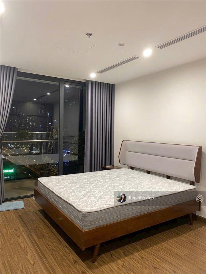 Bán căn hiếm studio w2 vinhomes westpoint đỗ đức dục mỹ đình 33,3m nhà đẹp sổ đỏ lâu dài nhỉnh 4 tỷ