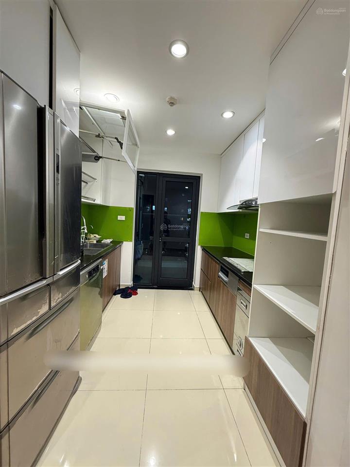 Cần tiền bán gấp căn góc chung cư goldmark city hồ tùng mậu 104m2 3 phòng ngủ giá tốt 6,6 tỷ sổ đỏ