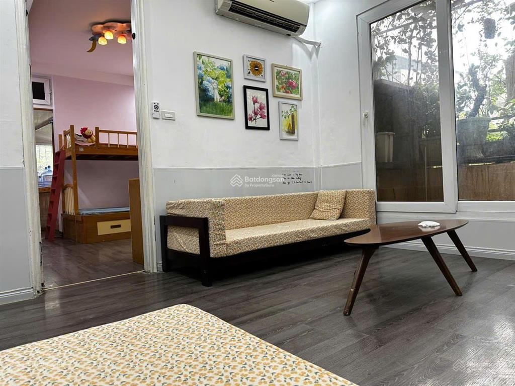 Giá tốt cần tiền bán gấp chung cư ct1 mễ trì hạ 68m2 2n2w nhỉnh 4 tỷ sổ đỏ lâu dài sang tên ngay