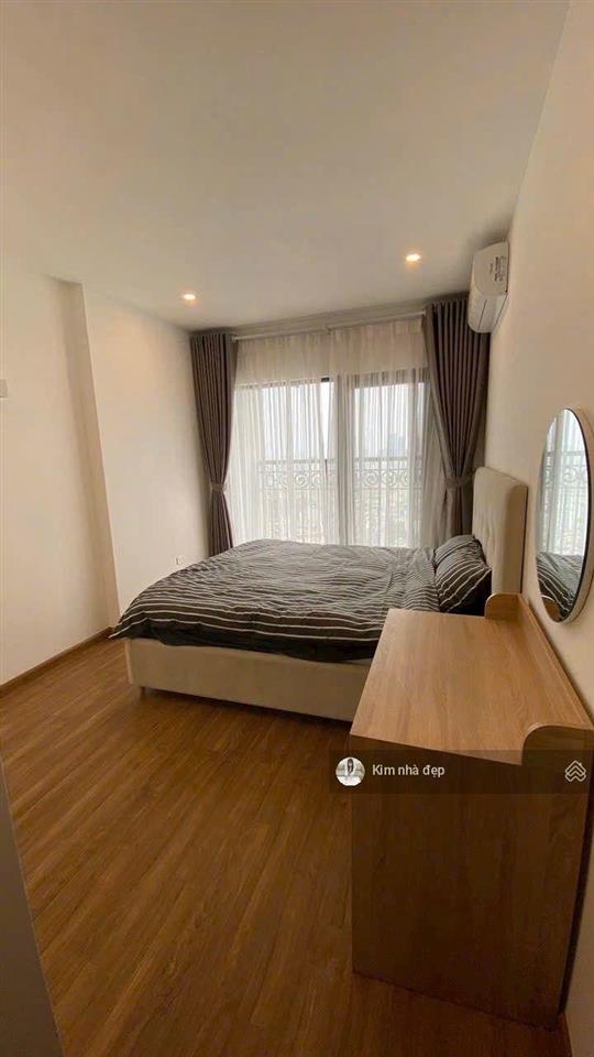 Bán gấp giảm giá căn hộ ct8 the emerald mỹ đình 82m2 2n2w sổ đỏ lâu dài full nội thất giá 5,x tỷ