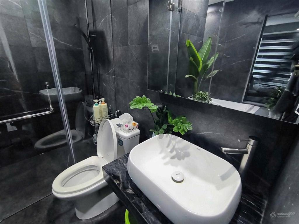 Cần tiền bán gấp căn góc 2 ngủ flc garden city đại mỗ 68m nhỉnh 4 tỷ sổ đỏ lâu dài full nội thất