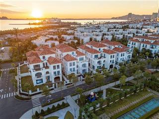 Chính chủ cần ra hàng biệt thự biển hạ long trực diện vinpear đảo rều giá 100tr/m2.