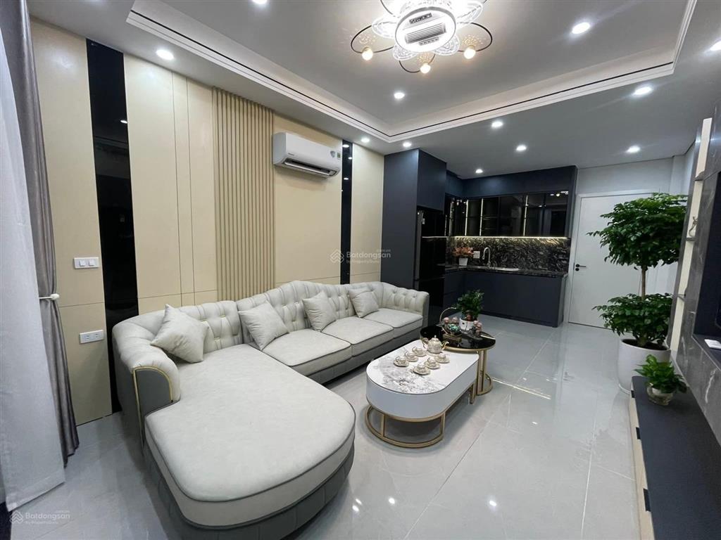 Thạch bàn cực hiếm 6 tầng thang máy ô tô vào nhà full nội thất chỉ 11.86 tỷ