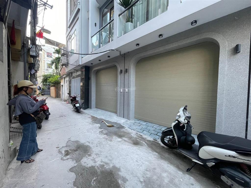 Thạch bàn cực hiếm 6 tầng thang máy ô tô vào nhà full nội thất chỉ 11.86 tỷ