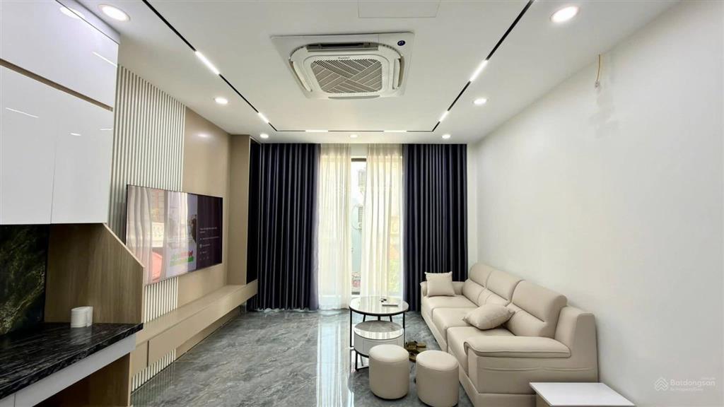 Phúc đồng hiếm nhà bán 35m 6 tầng thang máy ô tô dừng đỗ full nội thất chỉ 13.6 tỷ