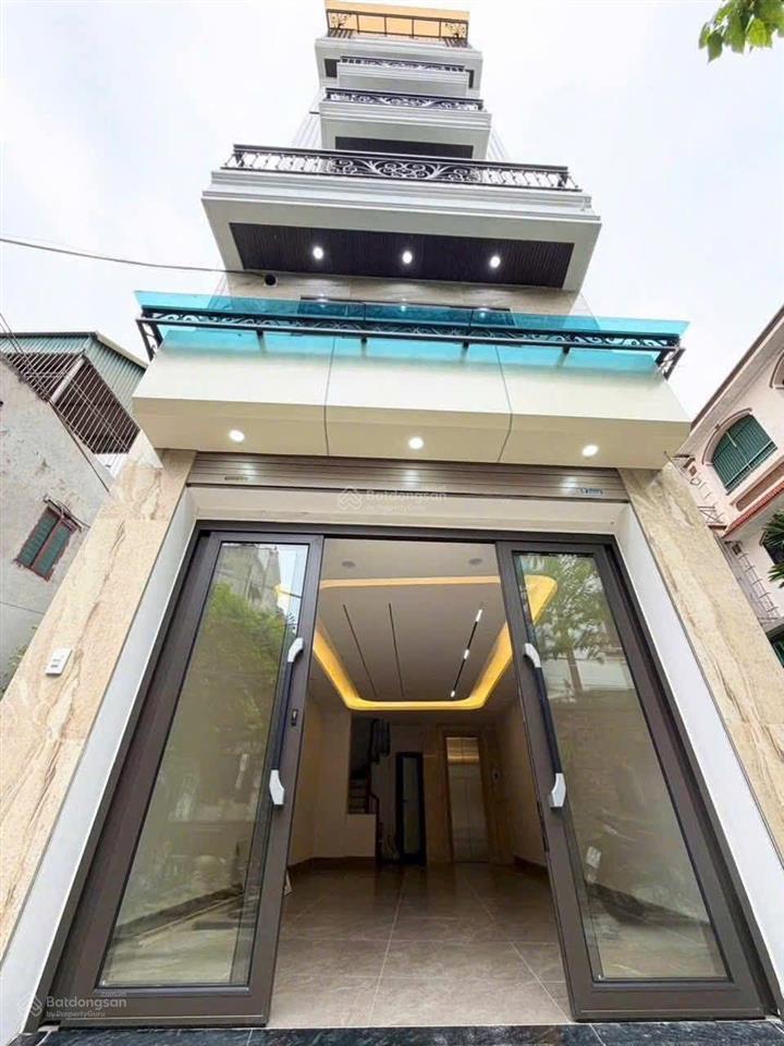 Mặt phố ngô gia tự 37m. thang máy kính xịn ô tô tránh kinh doanh đỉnh chỉ 9.95 tỷ