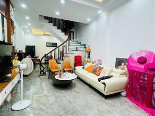 Bán gấp nhà bát khối 44m2 5 tầng full nội thất vf3 đỗ cửa hơn 12 tỷ