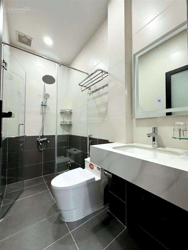 Studio ban công thiết kế cổ điển tại bà huyện thanh quan, q3, hcm