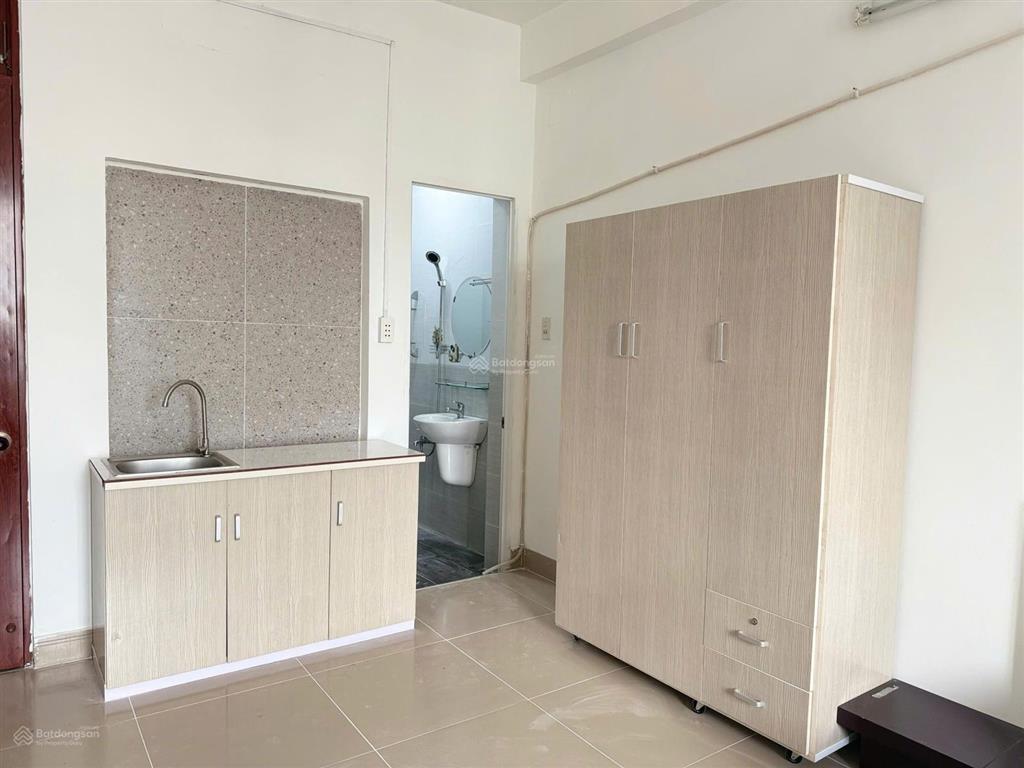 Studio cửa sổ cực chilll ngay mặt tiền đường, view thoáng ngay trung tâm quận 10