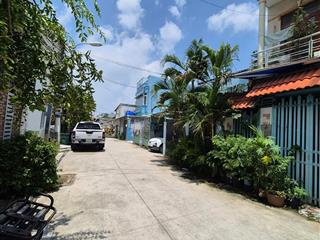 Bán nhà cấp 4  đào tông nguyên  80 m2  đường bê tông 6m thông