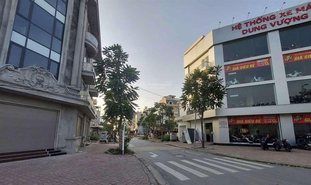 Cần bán lô góc, hai mặt tiền, siêu vip, làn 2 đường bắc nam, cách ga metro 300m khu đấu giá dg02