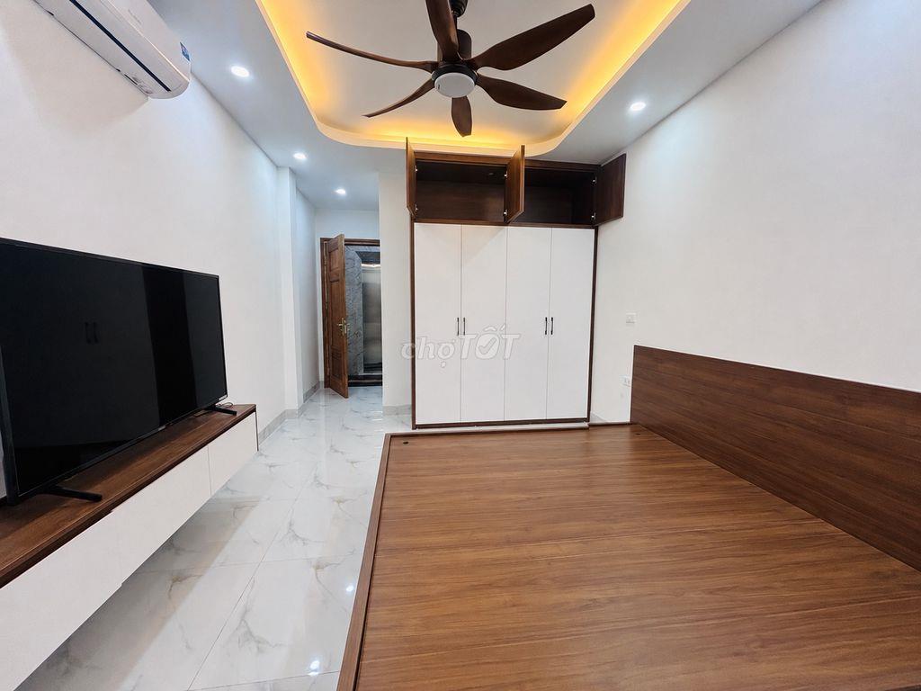 Bán nhà riêng Xuân La, Tây Hồ, 35m², 6 tầng thang máy, lô góc 2 thoáng