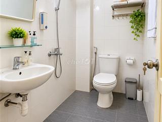 Bán nhà Lạc Long Quân, Tây Hồ 46m2, ngõ thông, gần ô tô, nhỉnh 11 tỷ