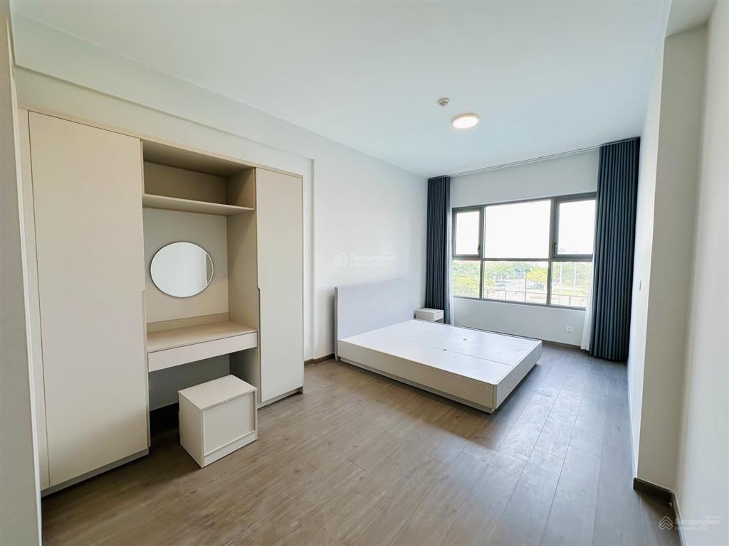 Hàng hiếm! bán căn 113m2 3pn 2wc + view ubnd, công viên xanh mát + sẵn gói nội thất.  0906 589 ***