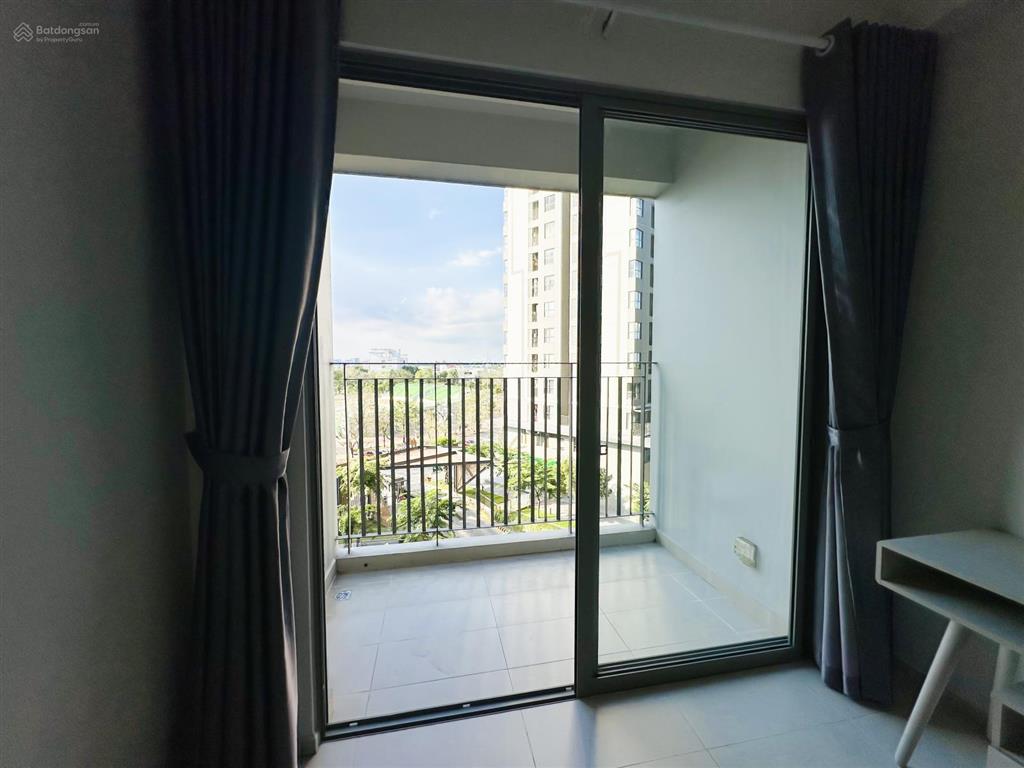 Sổ hồng bán căn góc 69m2 2pn 2wc + view ngoại khu đón gió mát + sẵn gói nội thất đẹp  0906 589 ***