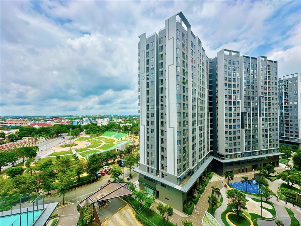Sổ hồng bán căn góc 69m2 2pn 2wc + view ngoại khu đón gió mát + sẵn gói nội thất đẹp  0906 589 ***