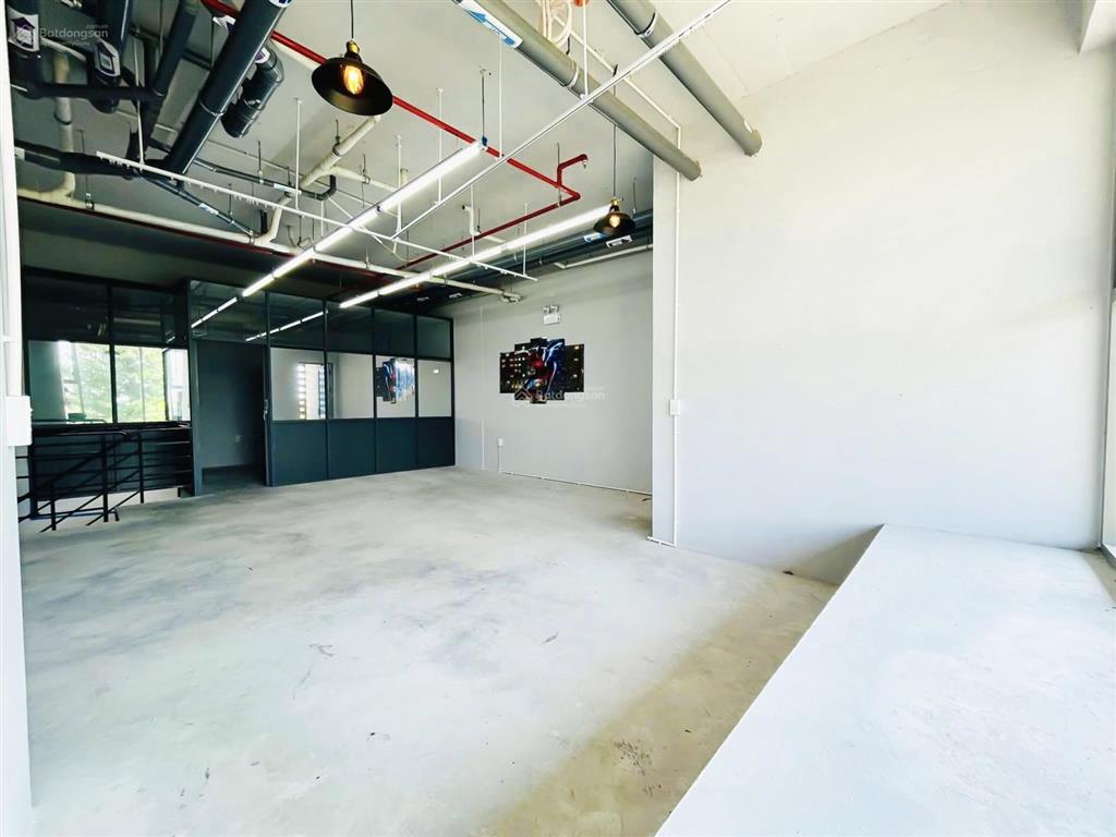 Sổ hồng sang nhượng shophouse 104.1m2  kinh doanh sầm uất, cho thuê từ 20tr/tháng   0906 589 ***