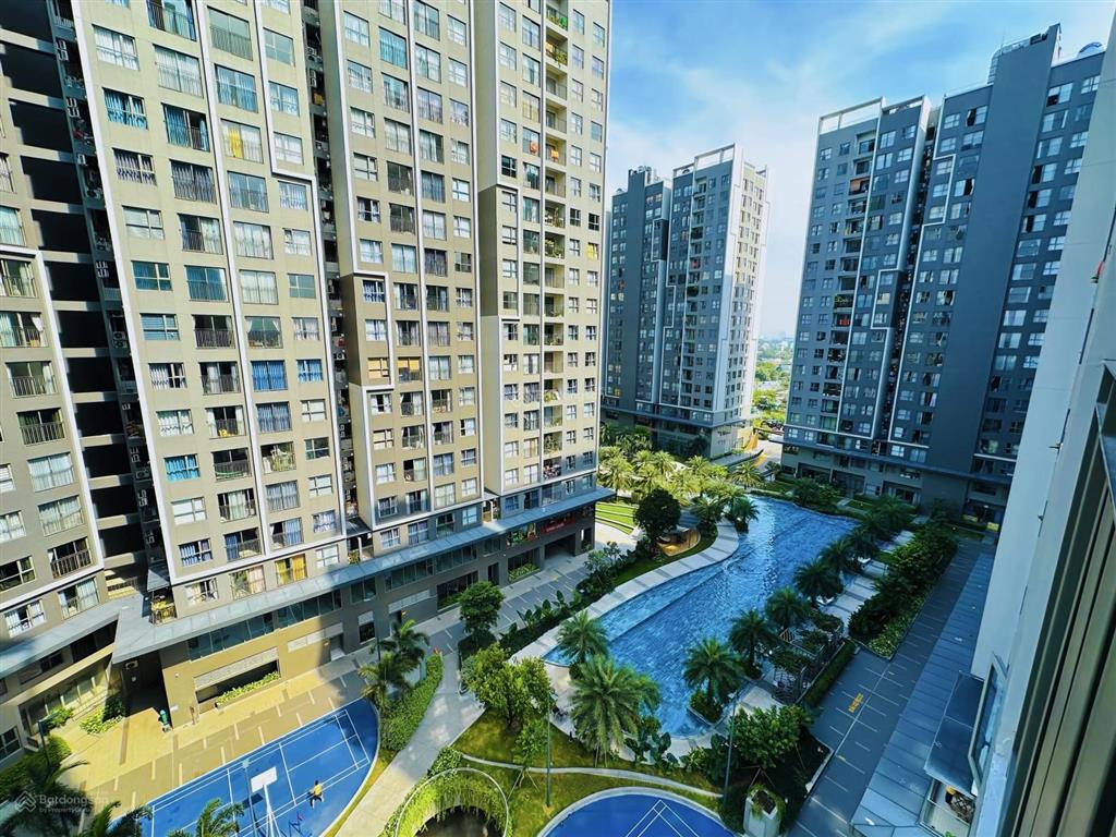 Sổ hồng sang nhượng căn góc 69m2 2pn 2wc. view hồ bơi đón gió mát. sẵn gói nội thất  0906 589 ***