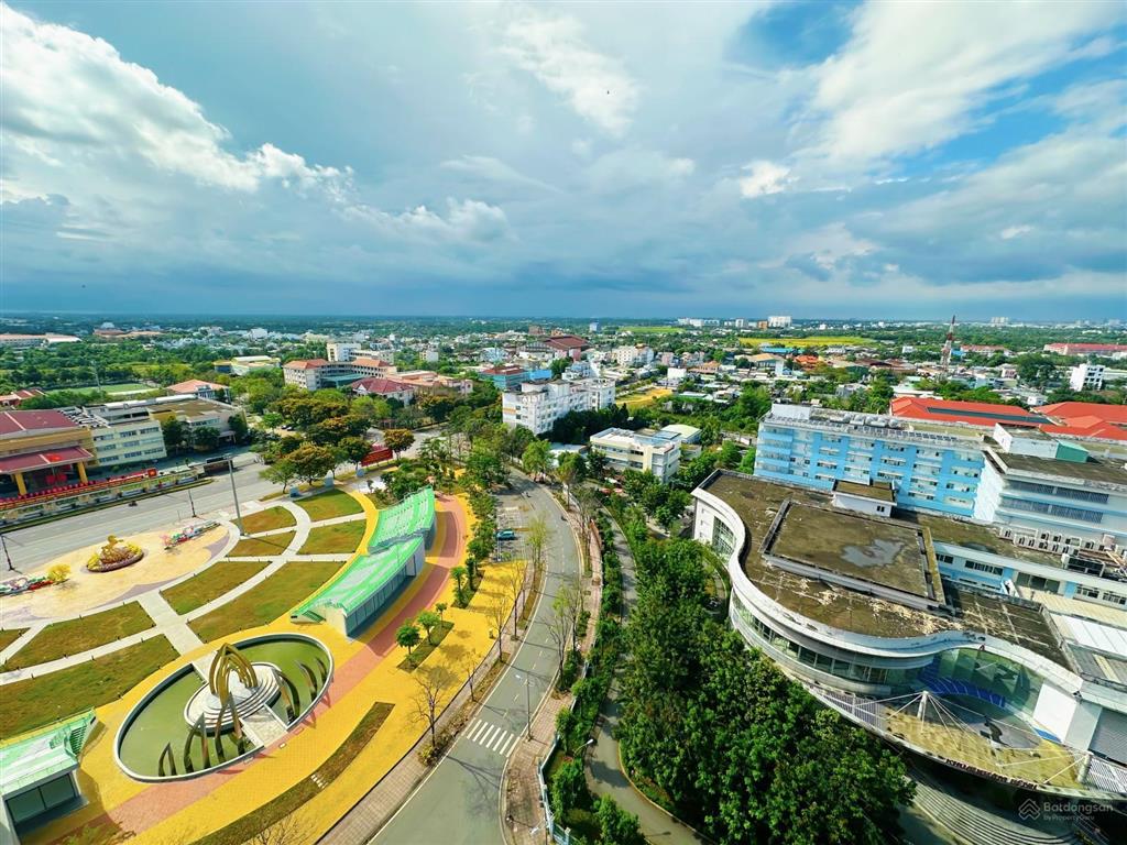 Hàng hiếm! bán căn 59m2 2pn 2wc + view công viên bệnh viện mát mẻ + tiện ích resort  0906 589 ***