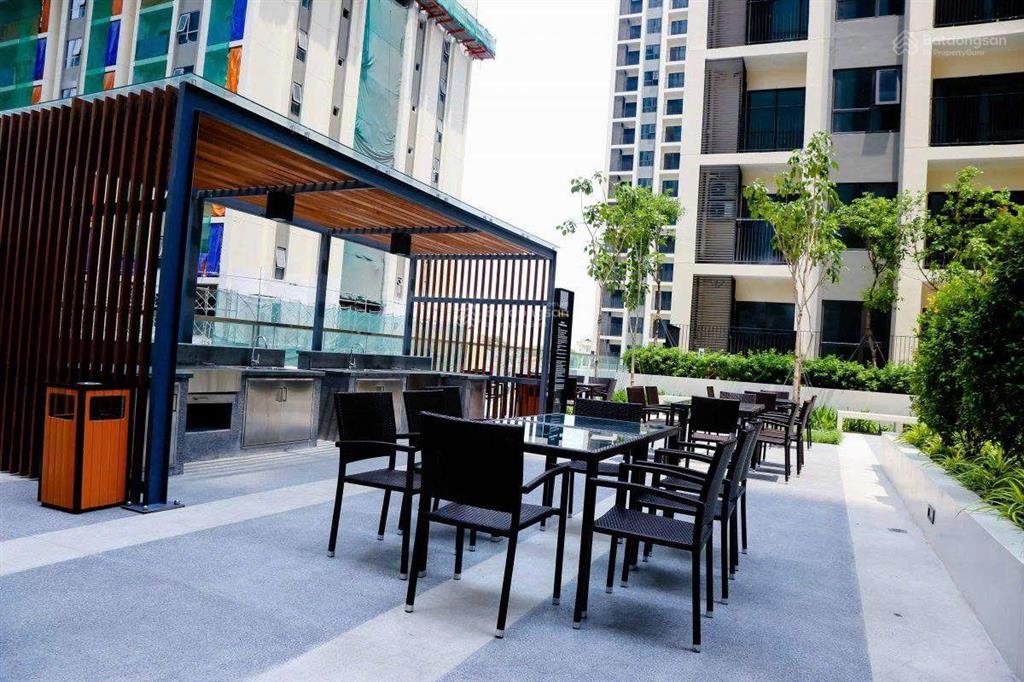 Chính chủ cho thuê hà đô centrosa, đường 3/2, căn 3pn full nt gỗ  giá chỉ 29.9tr  view ngoại khu
